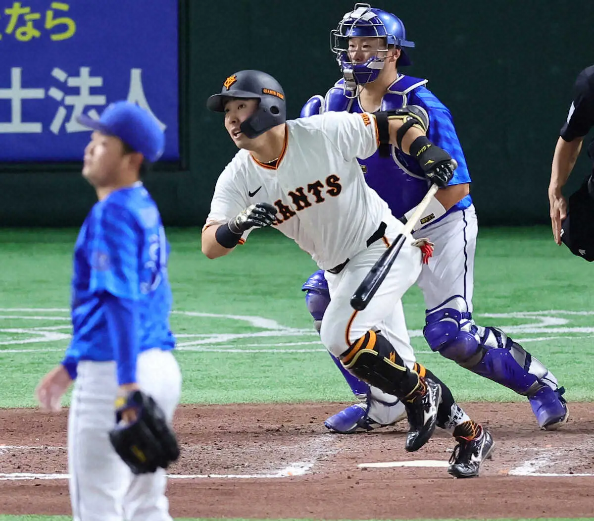 【画像・写真】巨人・浅野翔吾　2024年レギュラーシーズン最終戦は三塁打締め　門脇とのエンドラン成功で本塁生還