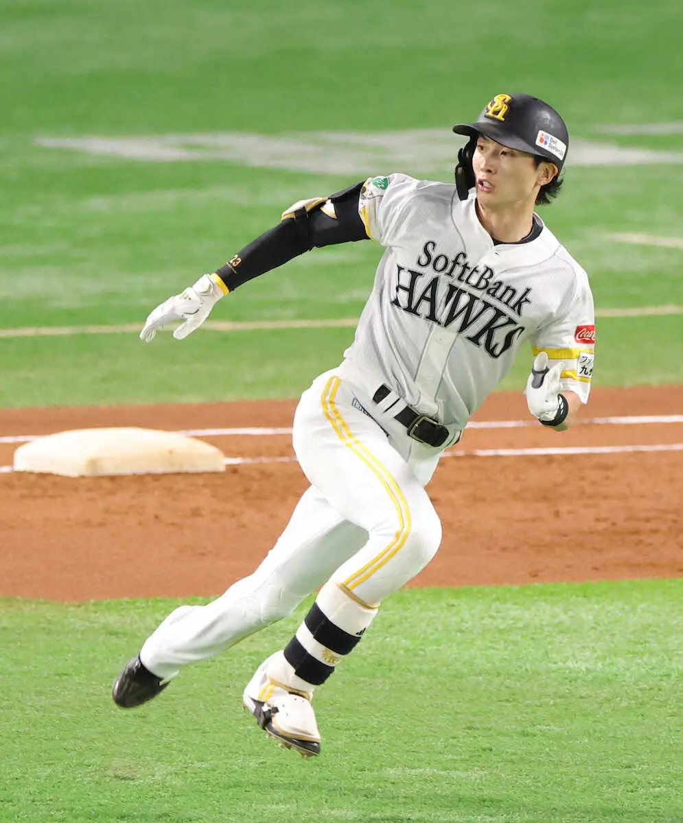 ソフトバンク小久保監督が周東佑京に公開ダメ出し「大谷翔平より少ないのは…」