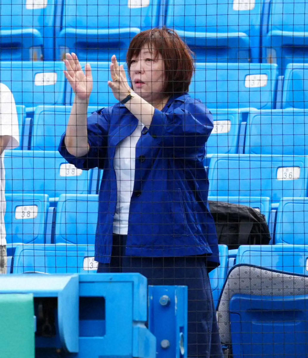 【画像・写真】日大・谷端　メモリアル弾で逆転サヨナラ勝ち！創立135周年記念日、林真理子理事長サプライズ観戦