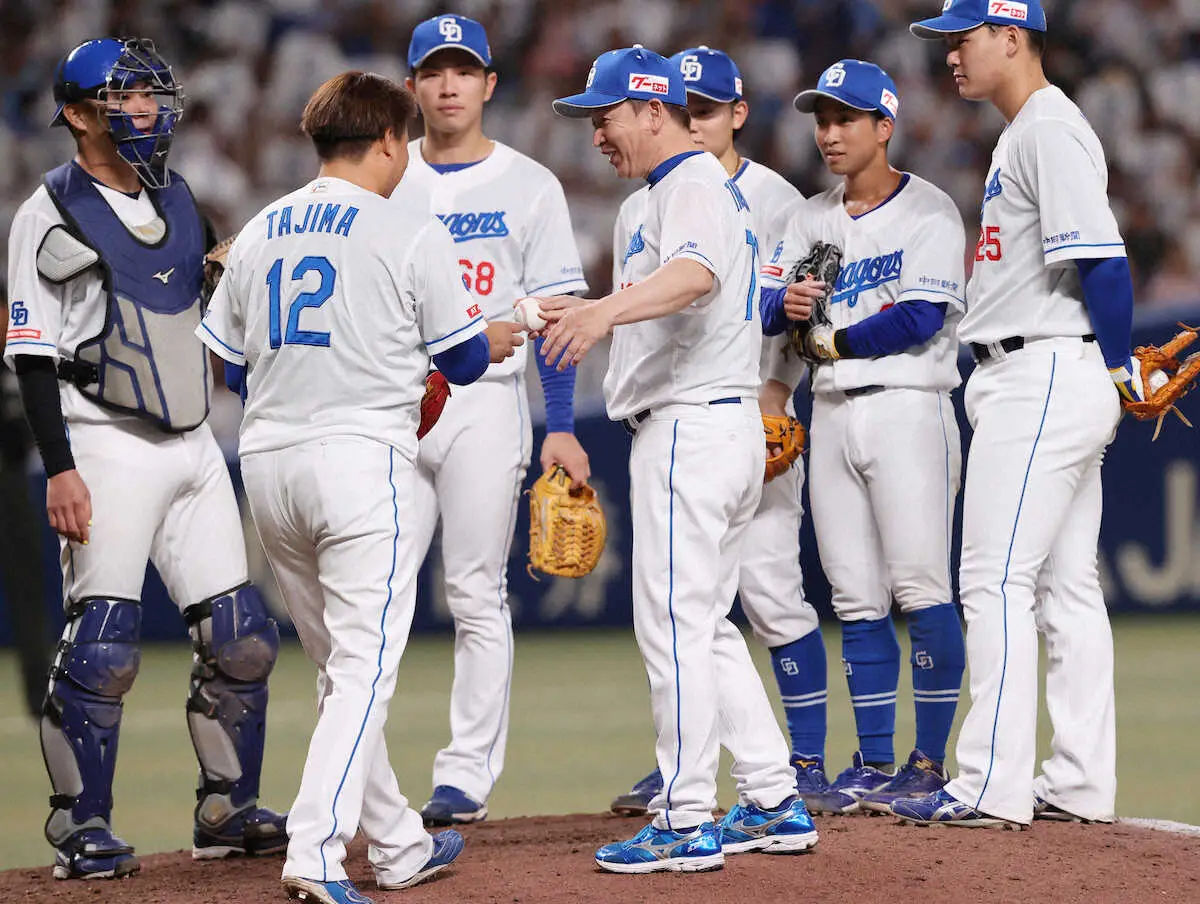 引退の中日・田島慎二が空振り三振締め！　DeNAが代打・京田の粋な演出　スタンドは感動の拍手