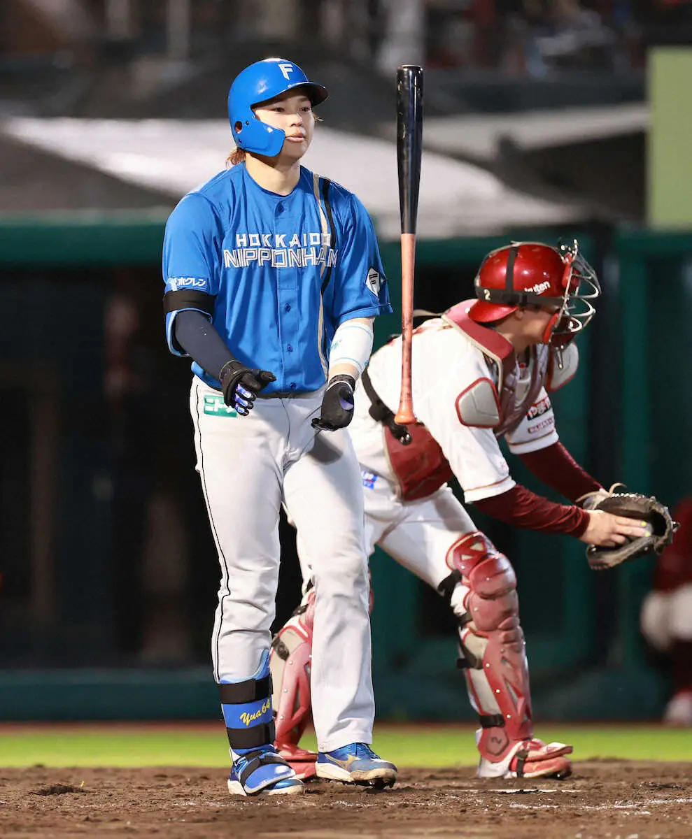 【画像・写真】日本ハム・新庄監督　スクイズ失敗の田宮裕涼におかんむり「今度はできる子を使います」