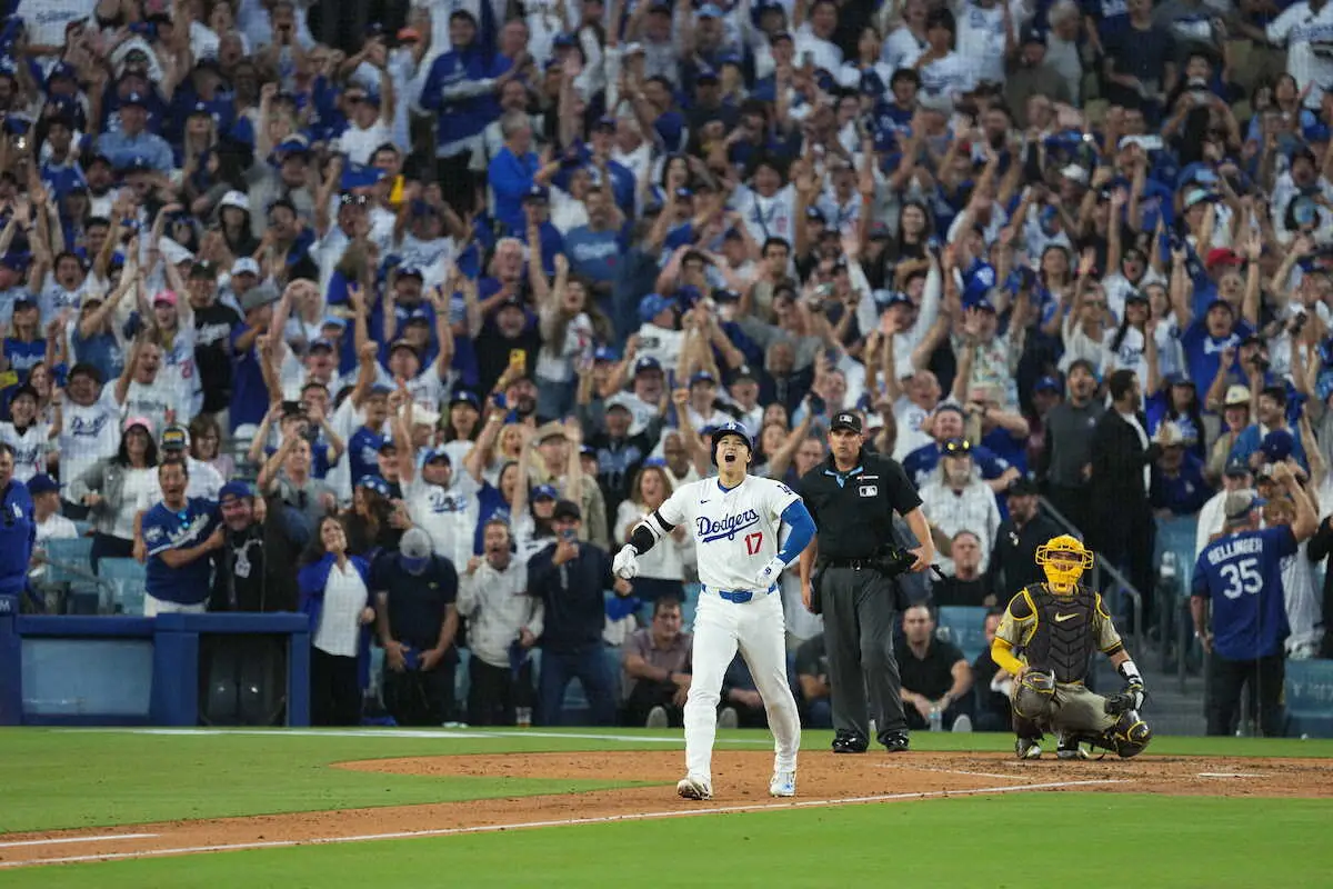 【画像・写真】大谷翔平　第2打席でPS初本塁打！雄叫び同点3ラン！緊張「ないね」宣言通り豪快弾　真美子夫人も大喜び