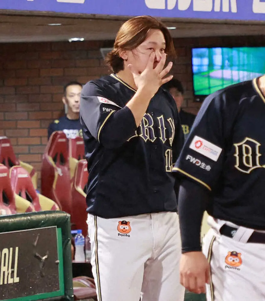 【画像・写真】オリックス・宮城に涙雨…　降雨コールドで規定投球回到達と最優秀防御率のタイトル逃す