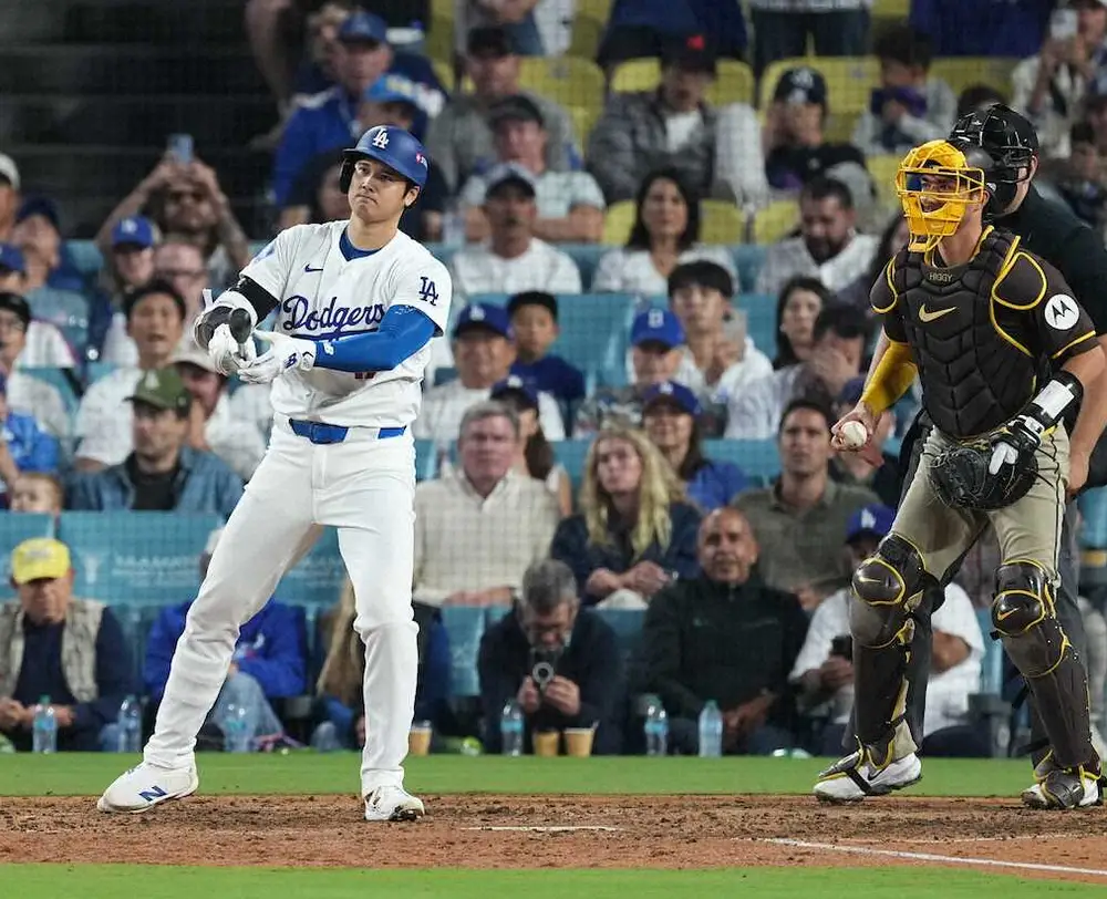 【画像・写真】大谷翔平は4打数無安打　ダルの変化球攻めに苦戦　ドジャース6被弾で大敗喫し1勝1敗のタイに