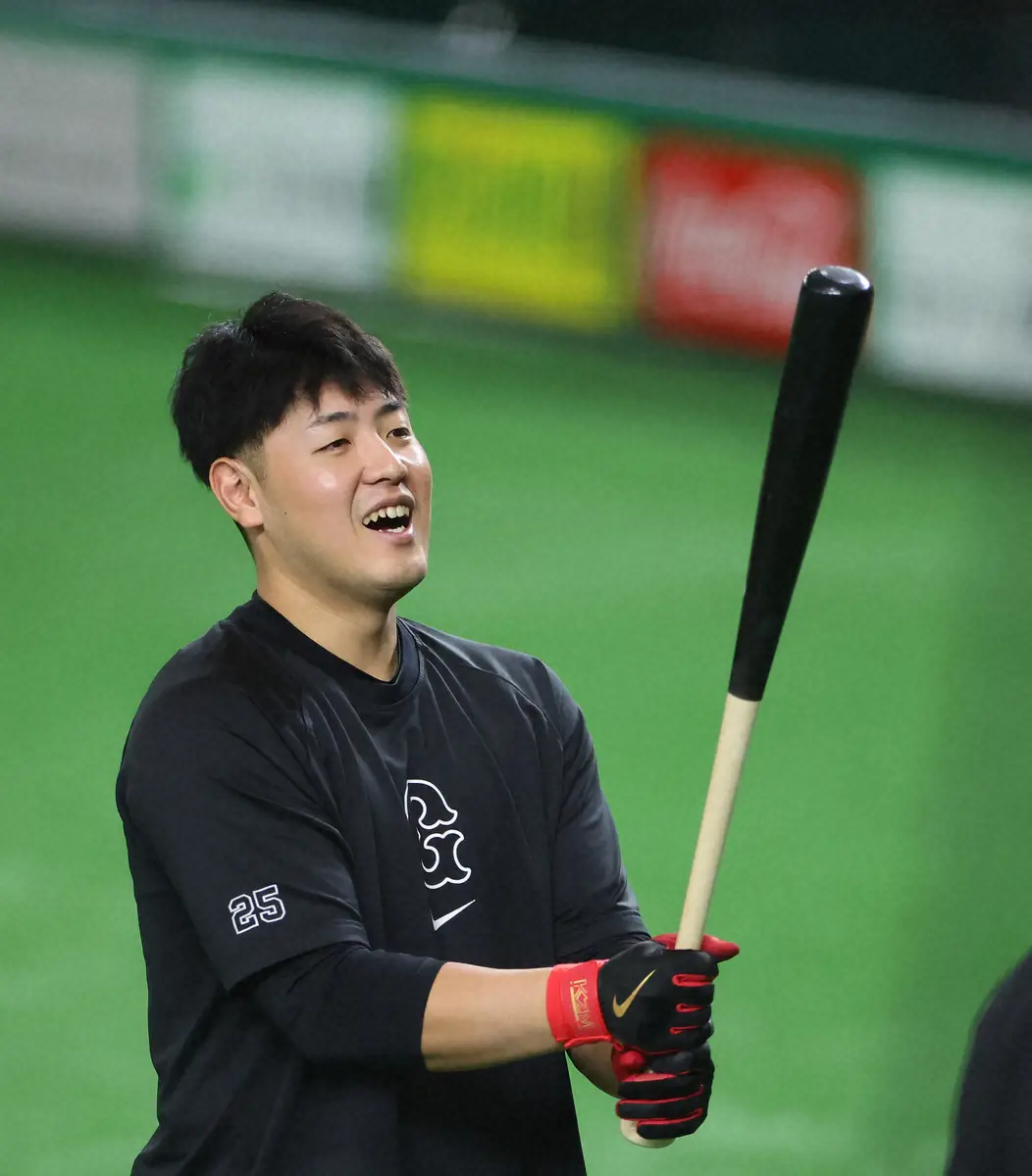 【画像・写真】巨人・岡本和真　先輩・坂本勇人にライバル心メラメラ？「いやいや、僕が先っすから」