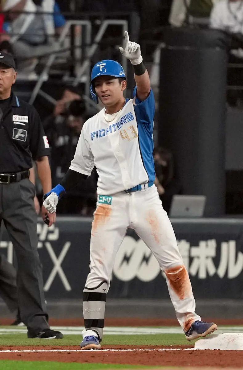 日本ハム・水野達稀「ミスをカバーするのが短期決戦。いい仕事ができた」決勝勝ち越し打を自賛