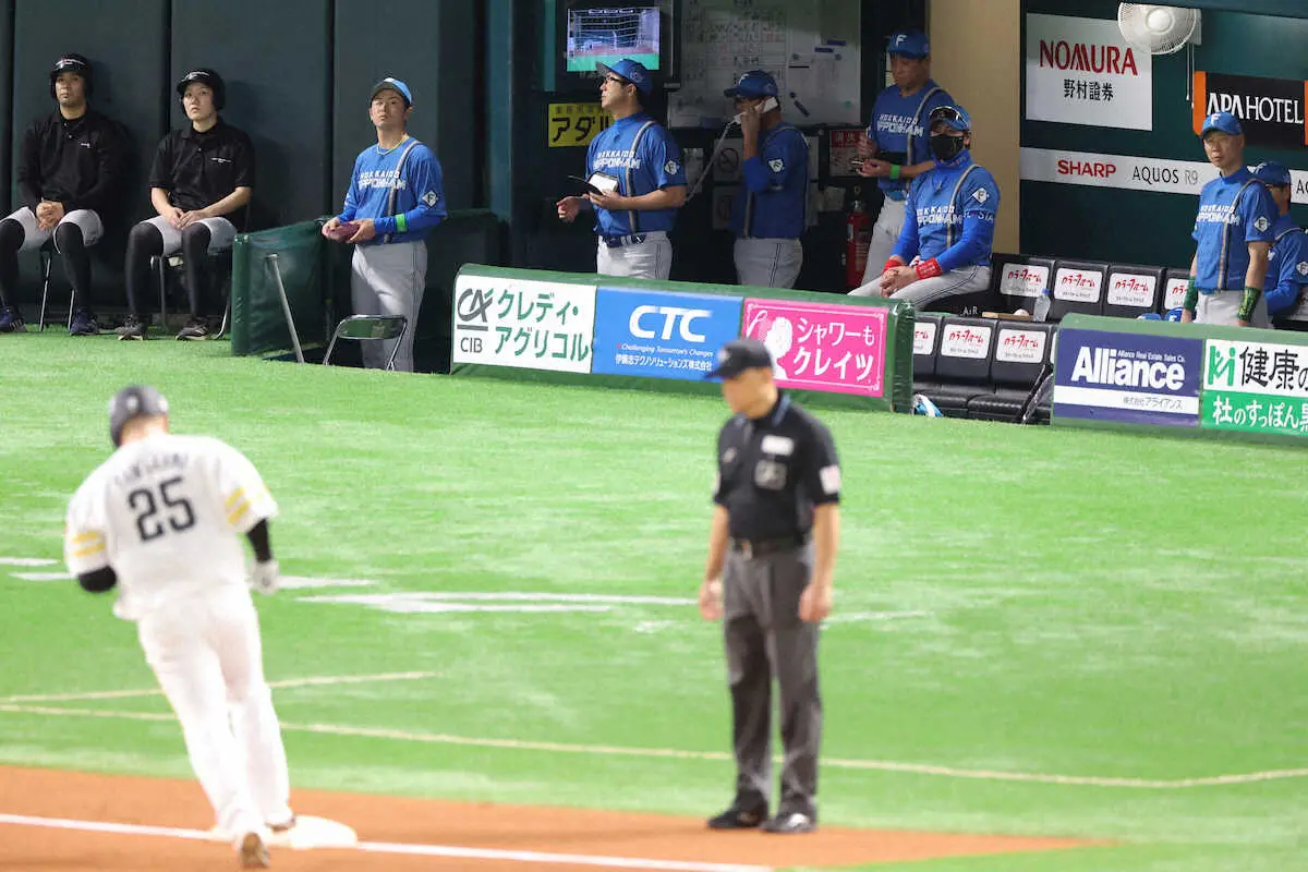 【画像・写真】痛い黒星発進も日本ハム・新庄監督“超速”切り替え「明日明日ー!」「ロッテ戦も最初負けて、勝ったんで」