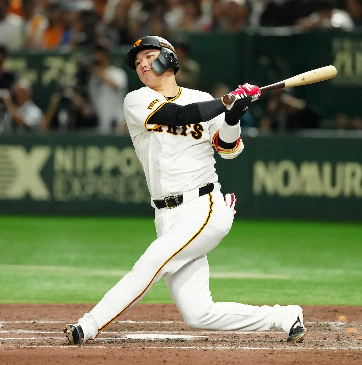 【画像・写真】巨人・坂本勇人　3戦目で初のベンチスタート…9回に代打で登場も空振り三振　今CSは8打数1安打に