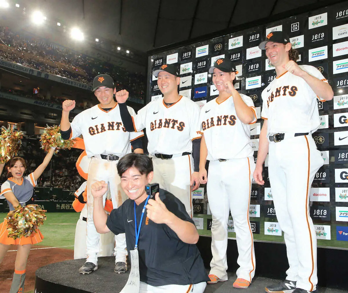 【画像・写真】巨人　坂本だけじゃない！逆襲の1勝呼んだ「ランド」から来た萩尾！試合前と後にひょっこりサプライズ連発