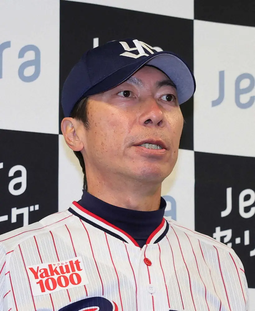 ヤクルト・高津監督　球児新監督の阪神を「叩いて上位にいかないといけない」