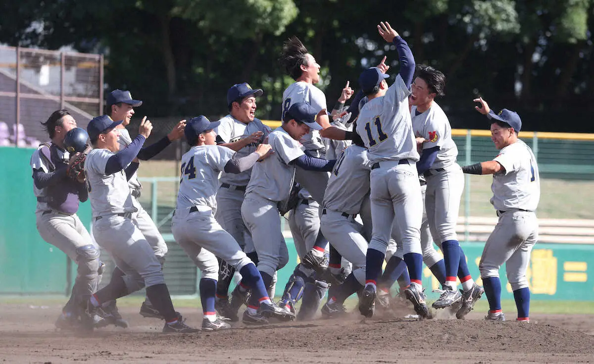 【関西学生野球】関学大が旧リーグ時代の59年春秋以来65年ぶり連覇　溝口が好救援