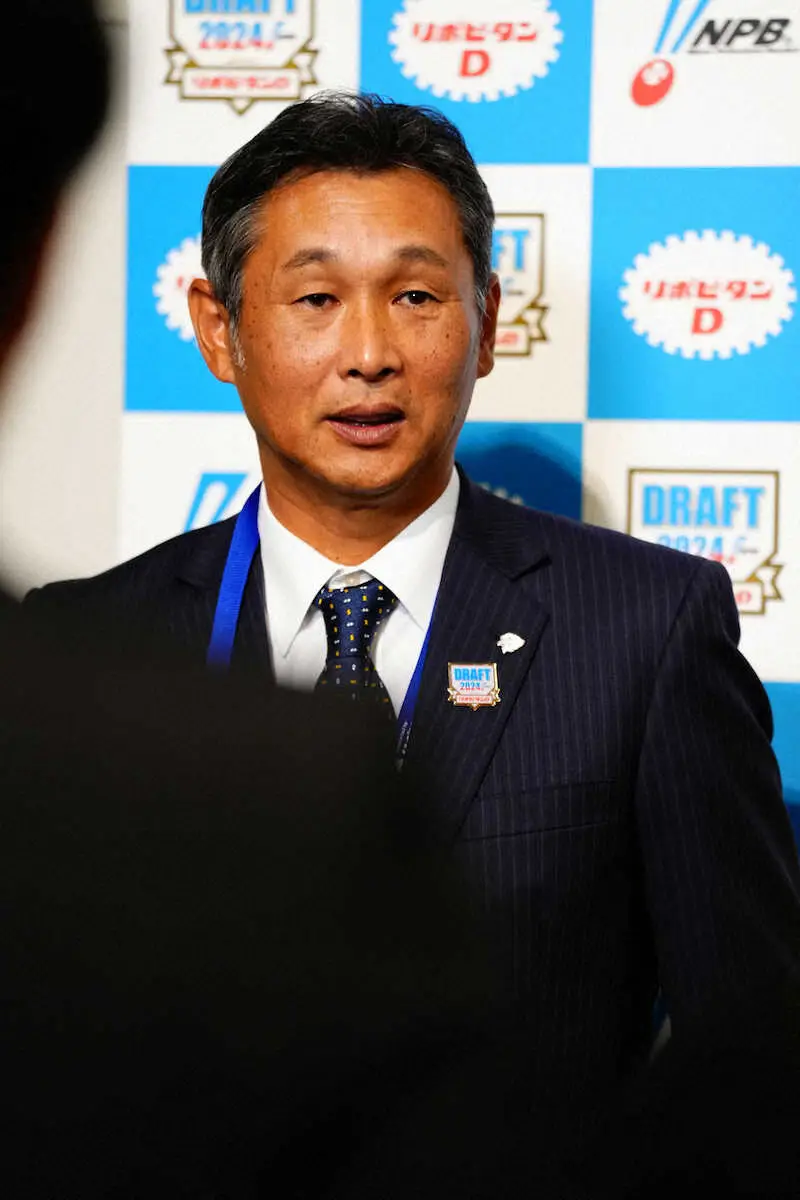 【ドラフト会議】西武1位は“ポスト源田”金沢・斎藤大翔　西口新監督「守備は今すぐにでも通用する」