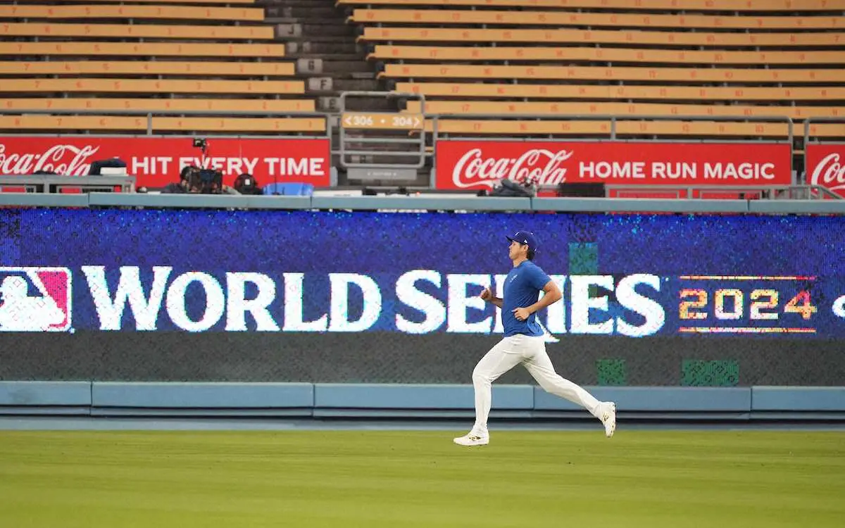 大谷翔平　屋外で異例の野手練習　ベースランニングなど15分間ダッシュ　左投げも披露