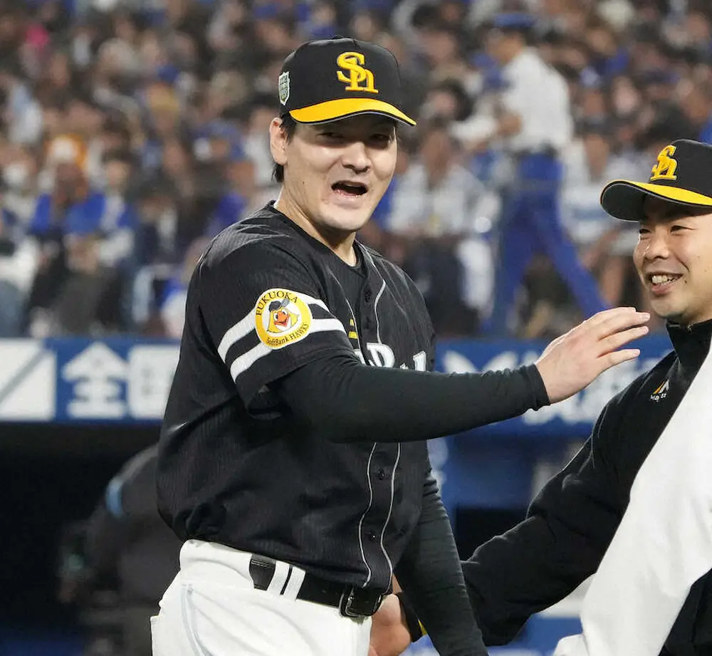 ソフトバンク・有原「奇跡です」決勝2点打に投げては7回零封の二刀流で日本シリーズ初勝利