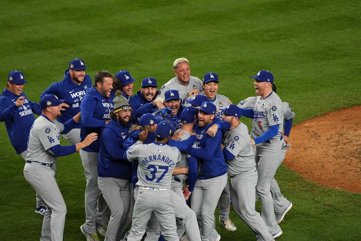 【画像・写真】大谷翔平　名門対決制し米7年目で悲願の世界一！最大5点差はね返し大逆転勝利　左肩亜脱臼も献身プレー