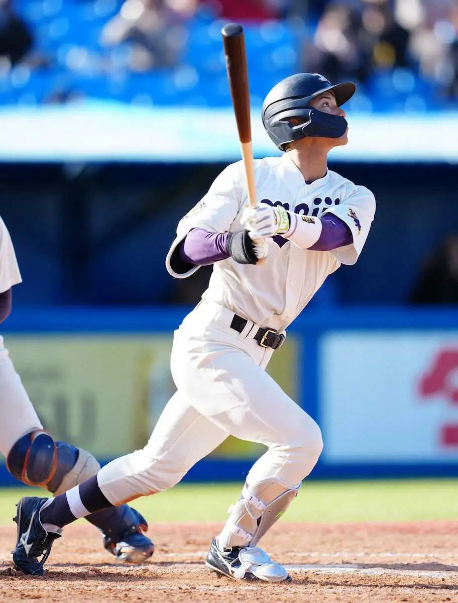 楽天ドラ1の明大・宗山が早大・岡田彰布超え　フェンス直撃のリーグ通算118安打