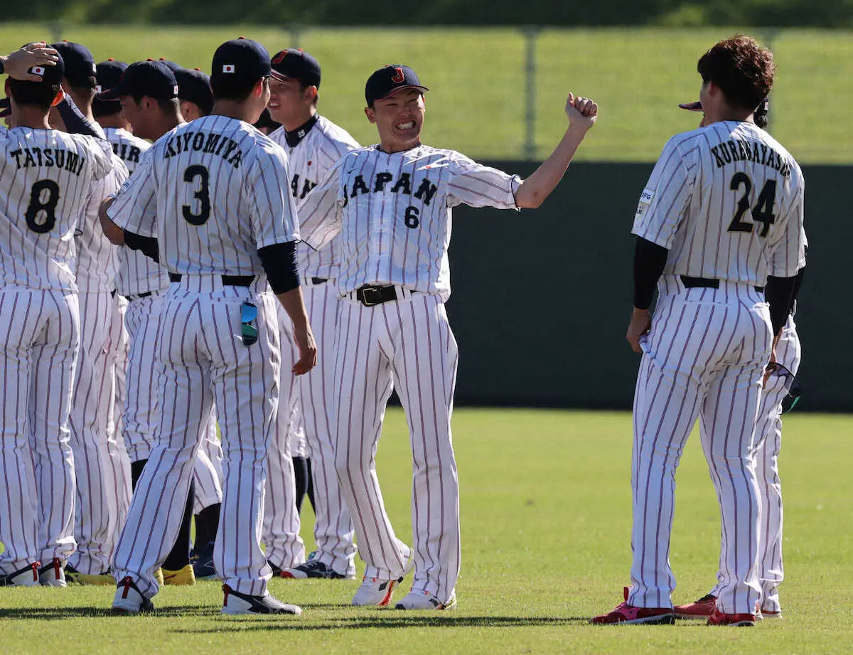 侍ジャパン　キャンプ打ち上げ　源田「連携の問題はない」