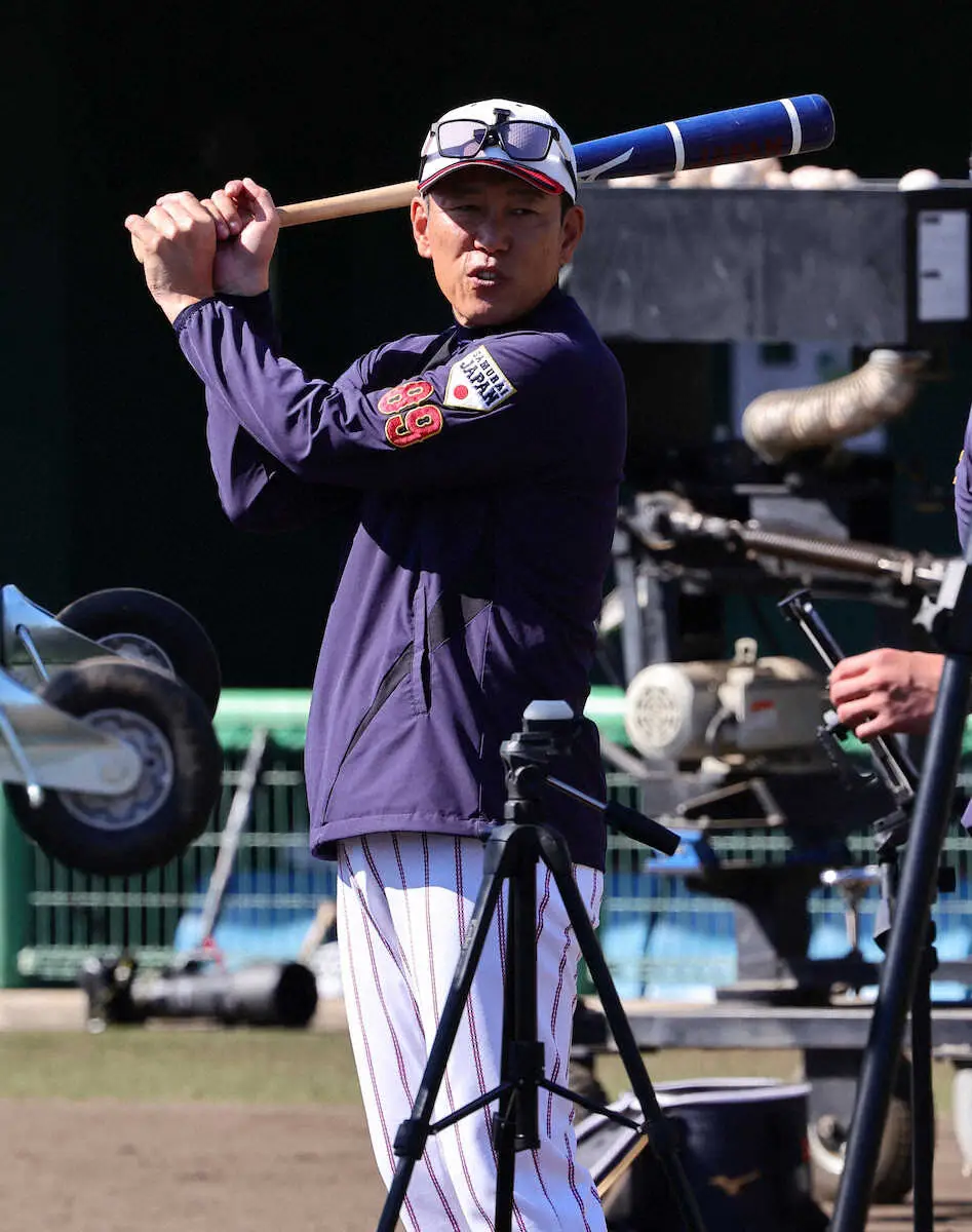 【画像・写真】侍・井端監督　8日合流ハマのガッツマン桑原に期待！日本SのMVPの次は「世界シリーズ」MVP獲れる