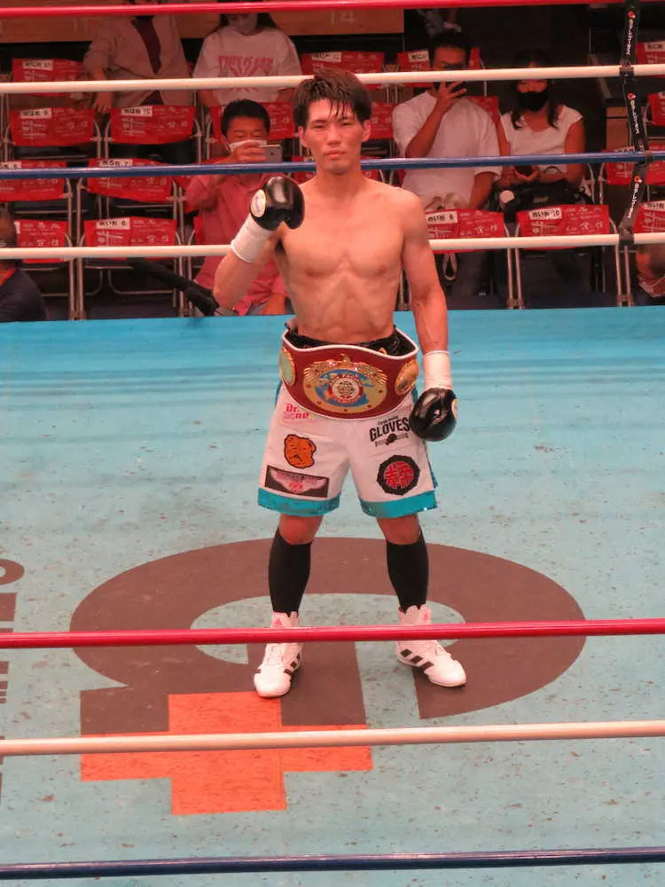 ウエルター級2冠王者・豊嶋がフィリピン王者に5回TKO勝ち「ダメージを与えるパンチが打てた」