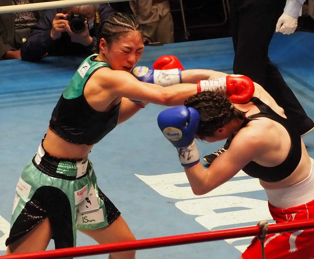 藤原茜はアマエリートのモンゴル人選手に完敗　WBOAP女子スーパーバンタム級王座決定戦
