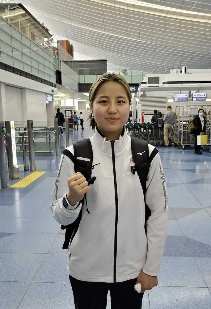 ボクシング女子世界選手権代表がインドへ出発　入江の同級生・木下は卒業式を欠席して出場