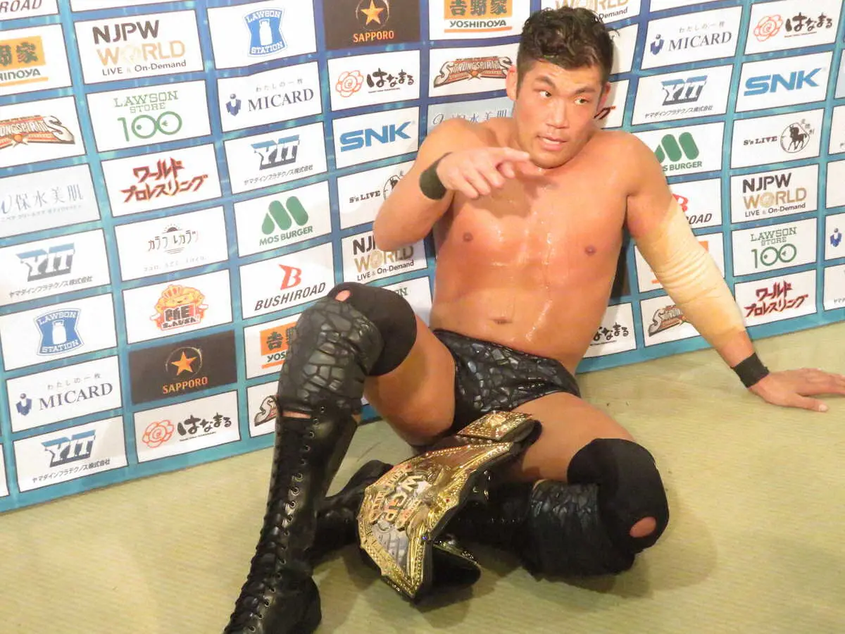 まさかの敗退となったIWGP世界へビー級王者のSANADA　　　　　　　　　　　　　　　　　　　　　　　　　　　　　　　