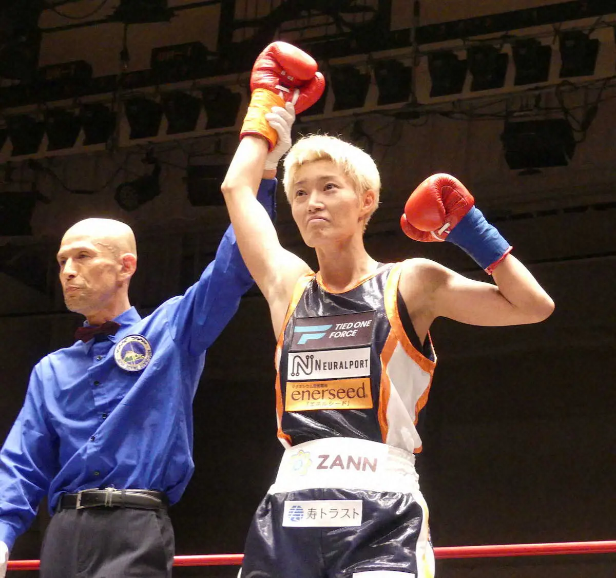 【ボクシング】アマ8冠・和田まどか　プロデビュー戦で3回TKO勝ち　「頭一つ抜ける存在になりたい」
