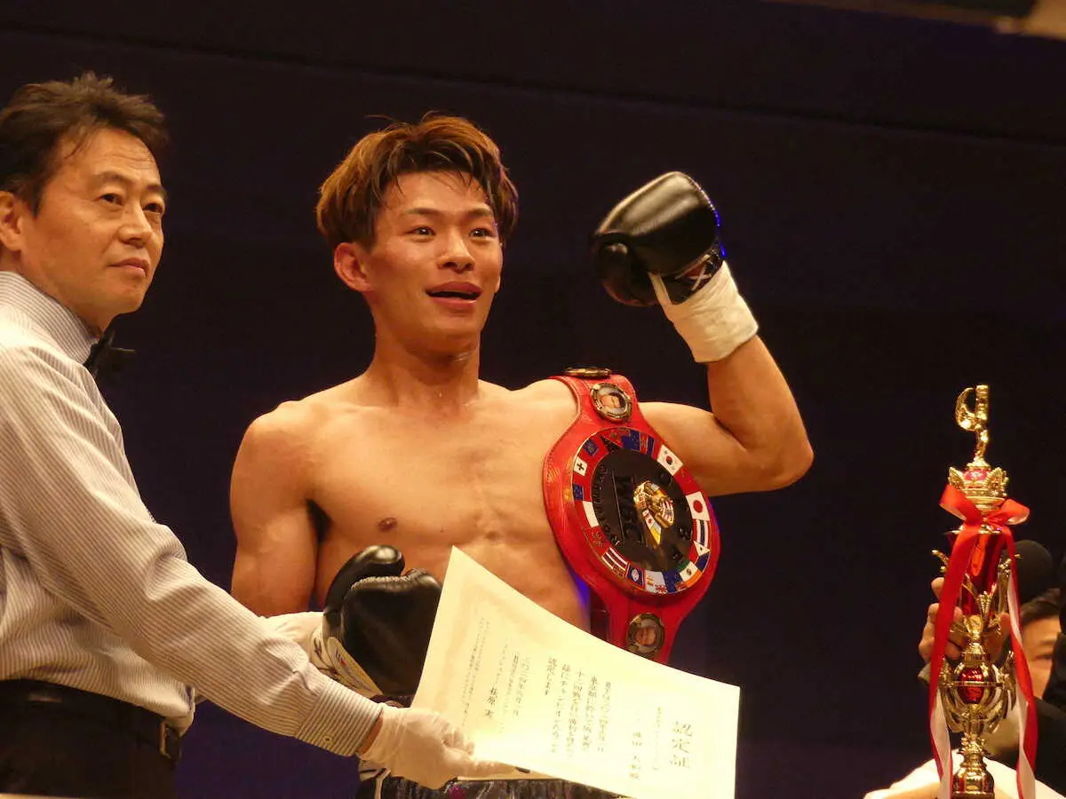 【ボクシング】元小結・旭道山のおい　波田大和が17戦目で初タイトル　3回TKO勝ち