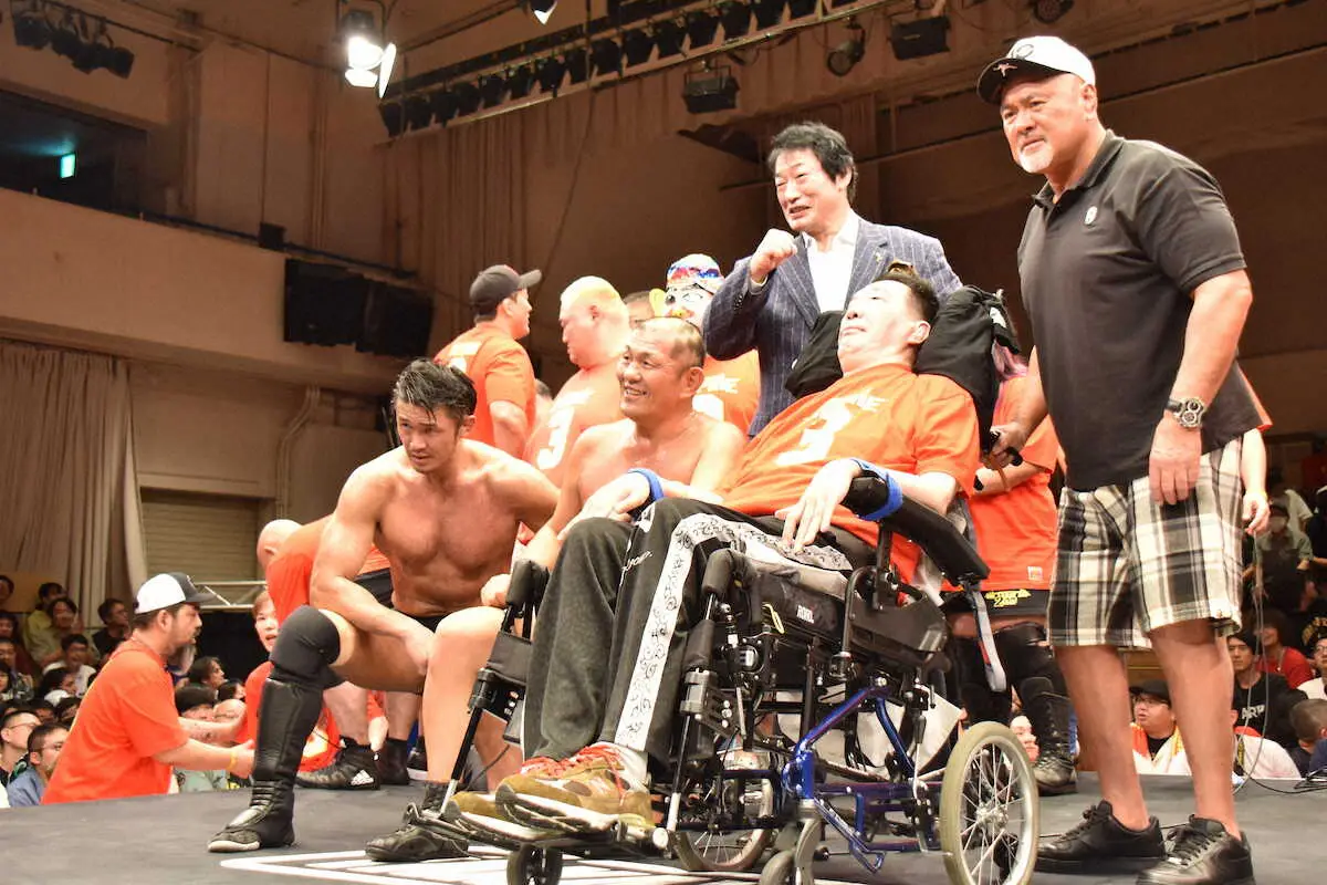 【画像・写真】リング上から「ノーフィアー！」高山善廣が7年4カ月ぶりに帰ってきた！鈴木みのると涙の一騎打ちも