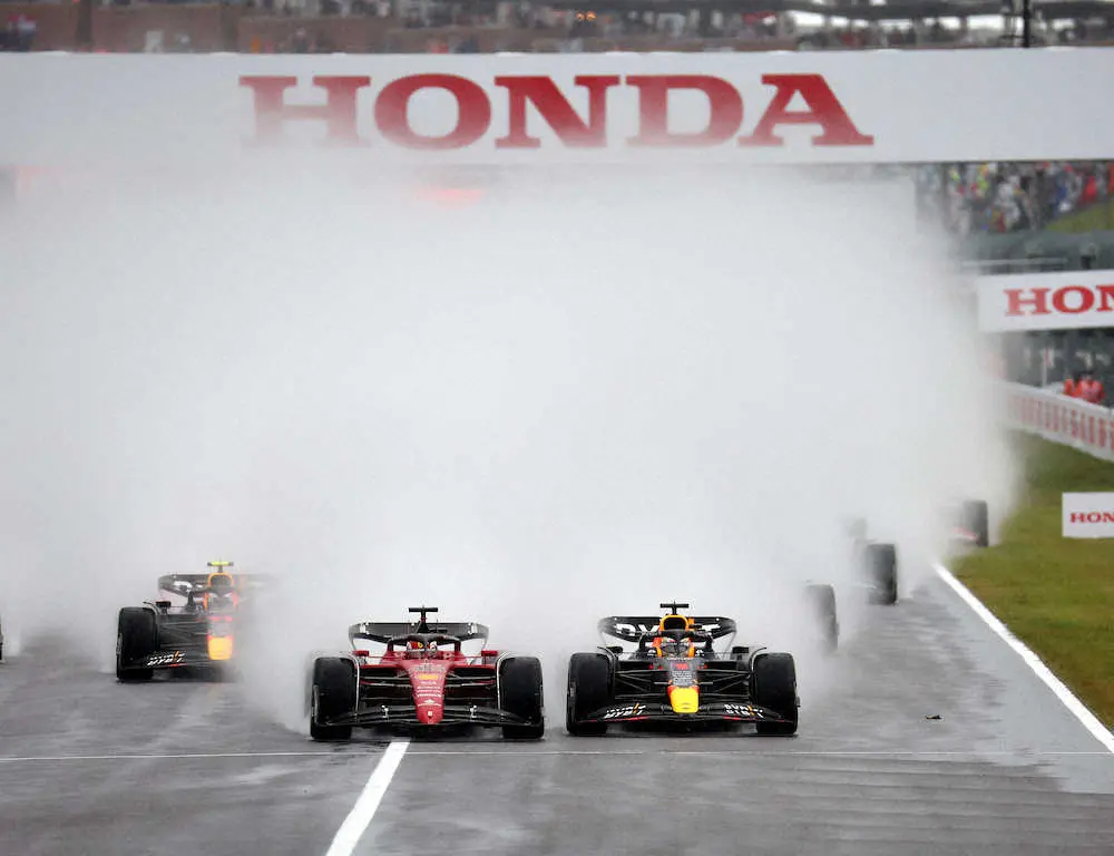 雨で約2時間中断の日本GP、フェルスタッペンが12勝目　2年連続総合Vも決める　角田13位