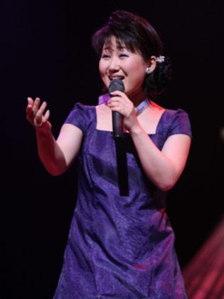 百恵も熱唱！井上由美子５年目のコンサート