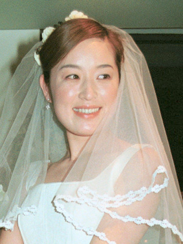 高岡早紀の妹・由美子　会社社長と“でき再婚”