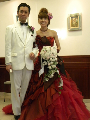 ムーディ勝山　結婚式で誓った「嫁を使ってテレビに出る」