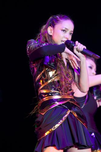 【画像・写真】安室奈美恵世界にアピール！２０周年アルバムに全編英語詞