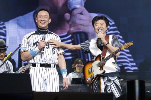 桑田ライブにアニキ登場　なにわファン大喜び