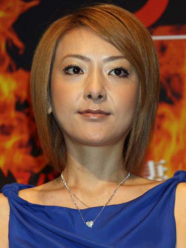 西川史子　けんかの続き？右足負傷で生番組出演