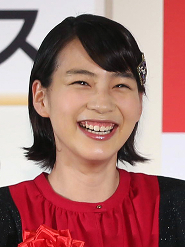 能年玲奈　振り袖姿に絶賛の声！ペガサスの絵に、頭にお花「ぼーん」