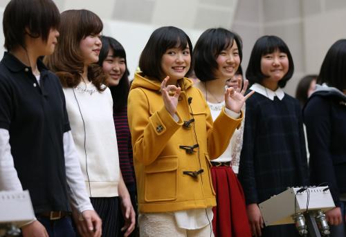 大原櫻子ファンと合体唱　サプライズ登場で女子中高生大興奮