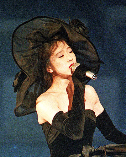 明菜　全紅白映像、異例のＤＶＤ化！９・３０新曲と同時発売