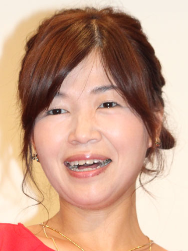 大久保佳代子　胸カップ“逆サバ読み”を謝罪　ドヤ顔「Ｅです」