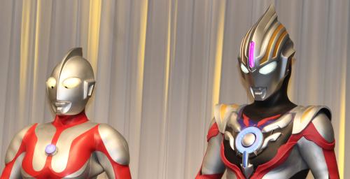 「ウルトラマンオーブ」フライングでお披露目　円谷プロ社長表彰で