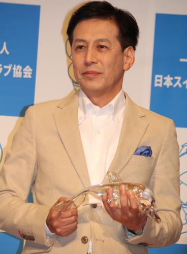 村尾キャスター 「希望が重要」　元同僚・麻央にエール　