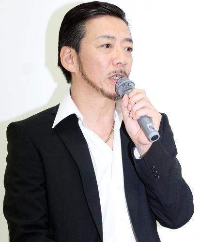 生瀬勝久、ユーモア封印で組長役「僕は反社会的勢力なので」