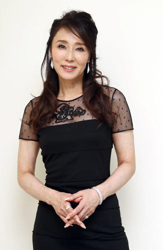 浅野ゆう子　アイドル時代は鳴かず飛ばず　取材の質問に「私って一体何なの？」