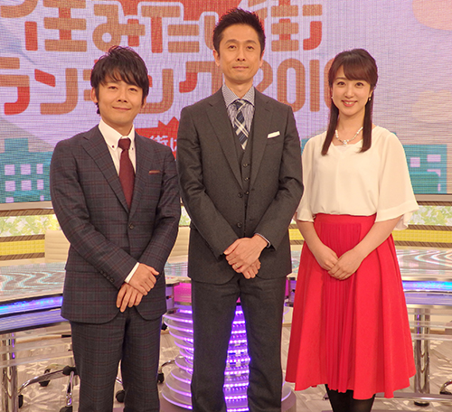 テレビ大阪で司会を務めた（左から）「ロザン」の菅広文と宇治原史規、川田裕美