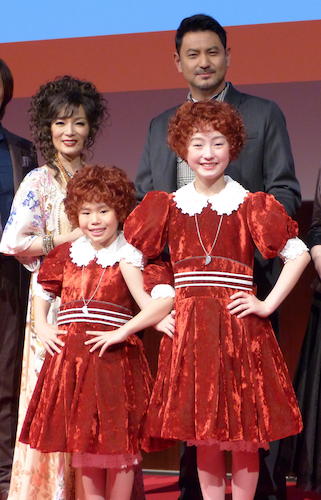 「アニー」の製作発表を行った（前列左から）野村里桜、会百花、（後列左から）マルシア、藤本隆宏
