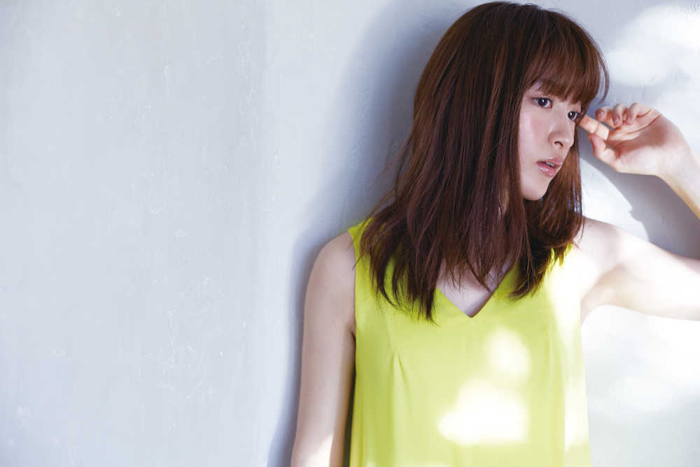 ５月１０日に３年ぶりのアルバム「Ｂｌｏｏｍｉｎｇ　Ｍａｐｓ」をリリースする声優の小松未可子