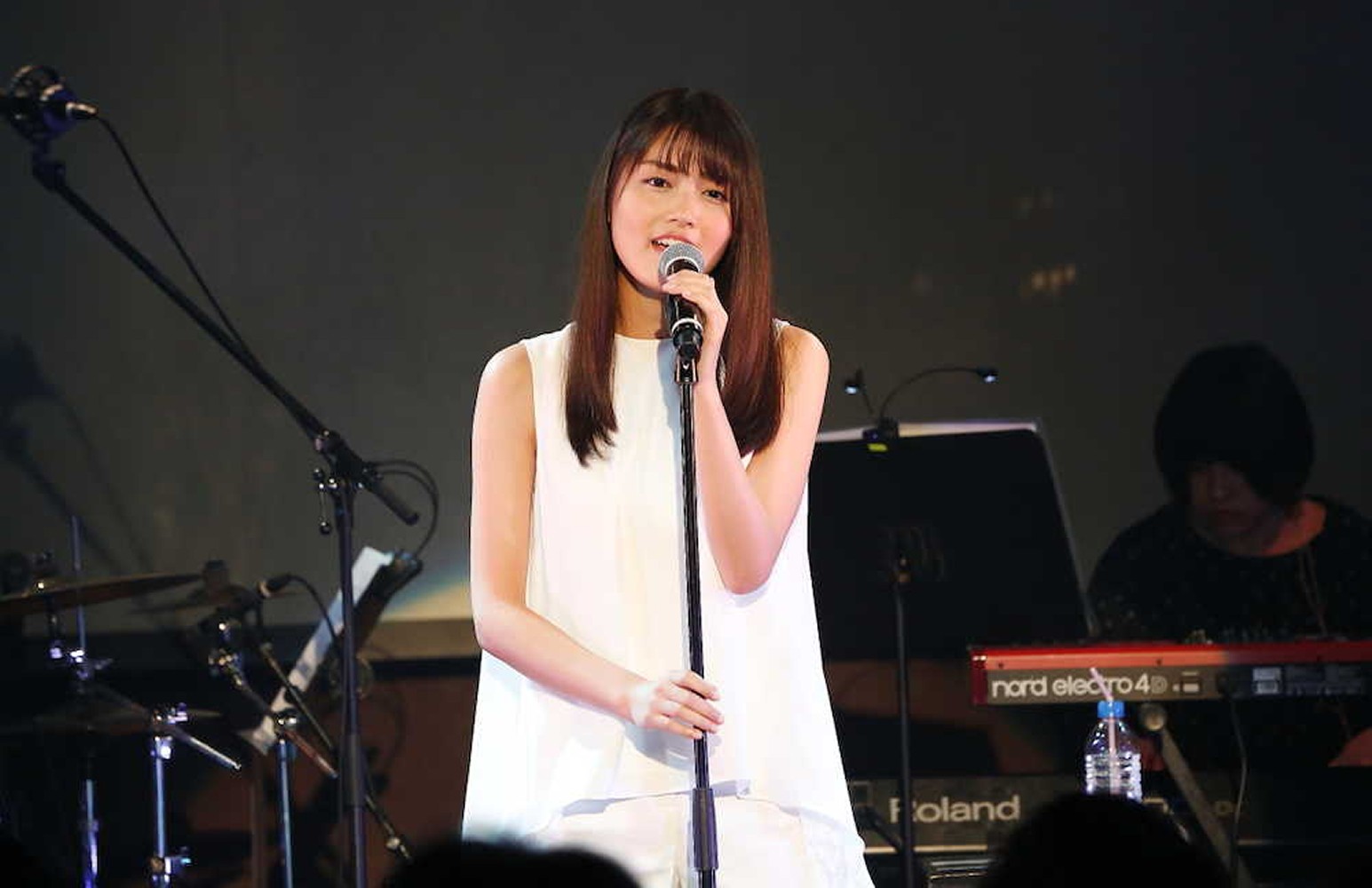 【画像・写真】水谷果穂が初ライブ　女優業にも好影響、目標は松たか子