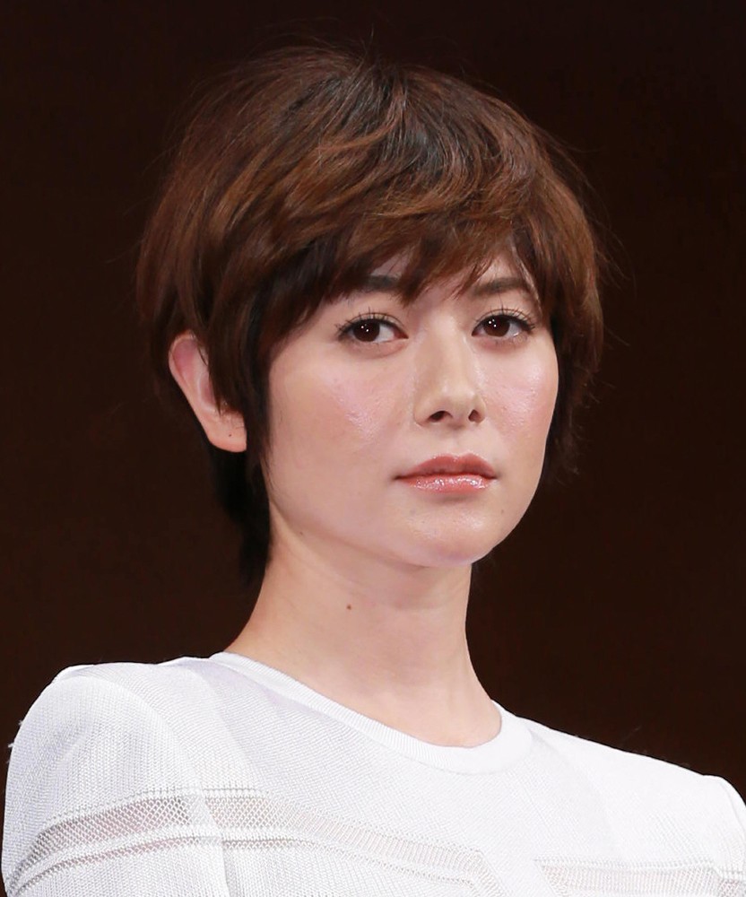 真木よう子　事務所公式サイトで謝罪「軽率さと、ばかさが原因」