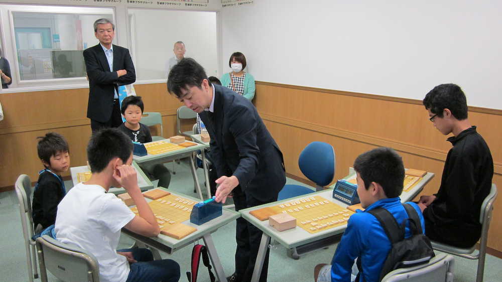 仙台将棋フェスに300人　久保王将も熱気実感「定期的開催を」